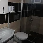 Otel Guenduez Hotel *