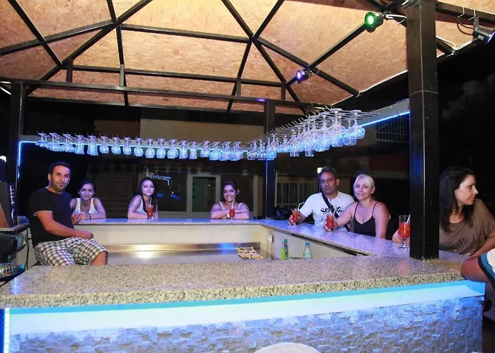 Ξενοδοχείο Otel Guenduez Αττάλεια