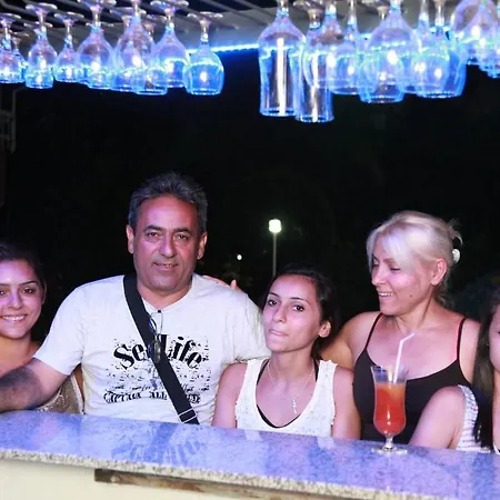 Otel Guenduez * Antália