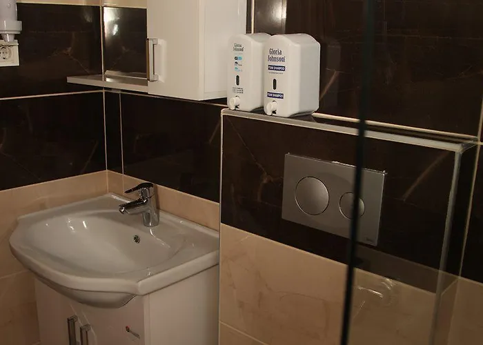 ホテル Otel Guenduez