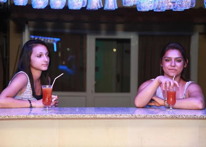 ホテル Otel Guenduez