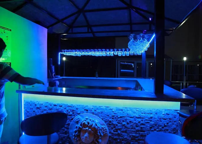 Otel Guenduez