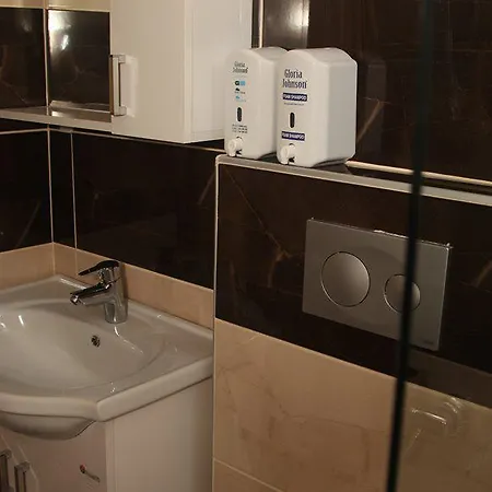 Szálloda Otel Guenduez