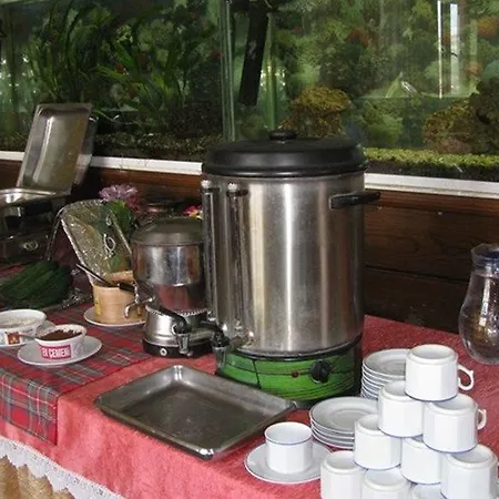 Szálloda Otel Guenduez *