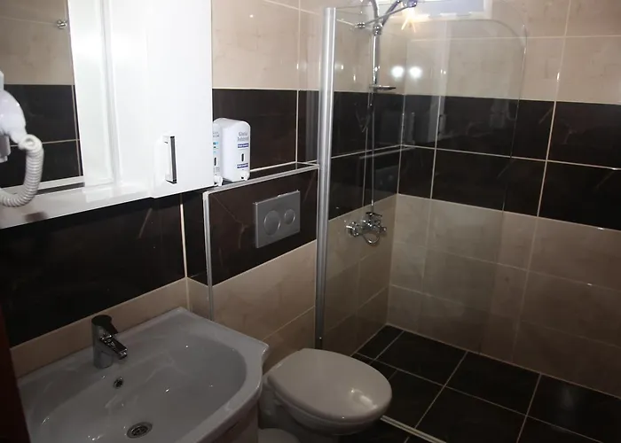 Otel Guenduez Hotell Antalya